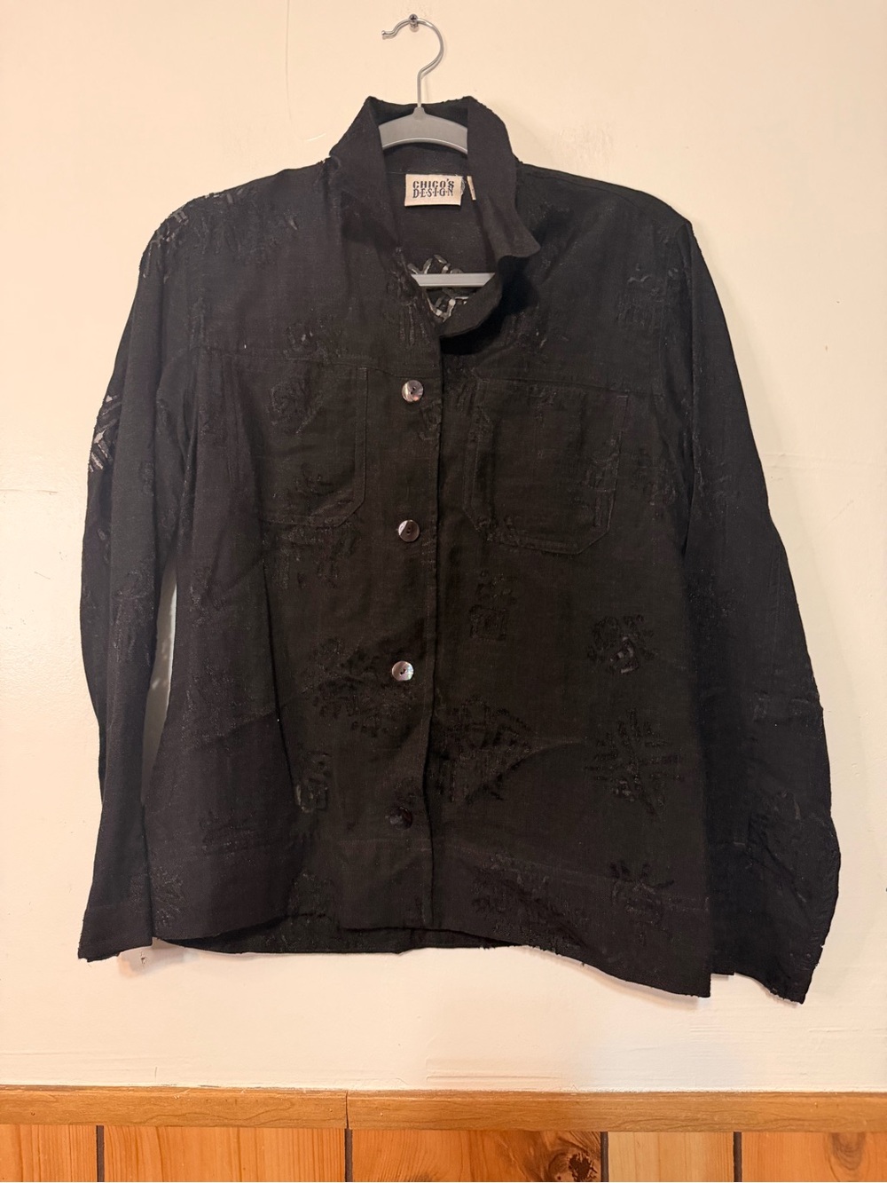 Chico's Black Textured Button-Front Shirt Jacket